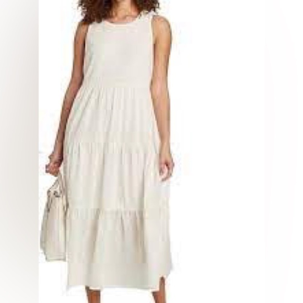 Sleeveless Cream white Dress